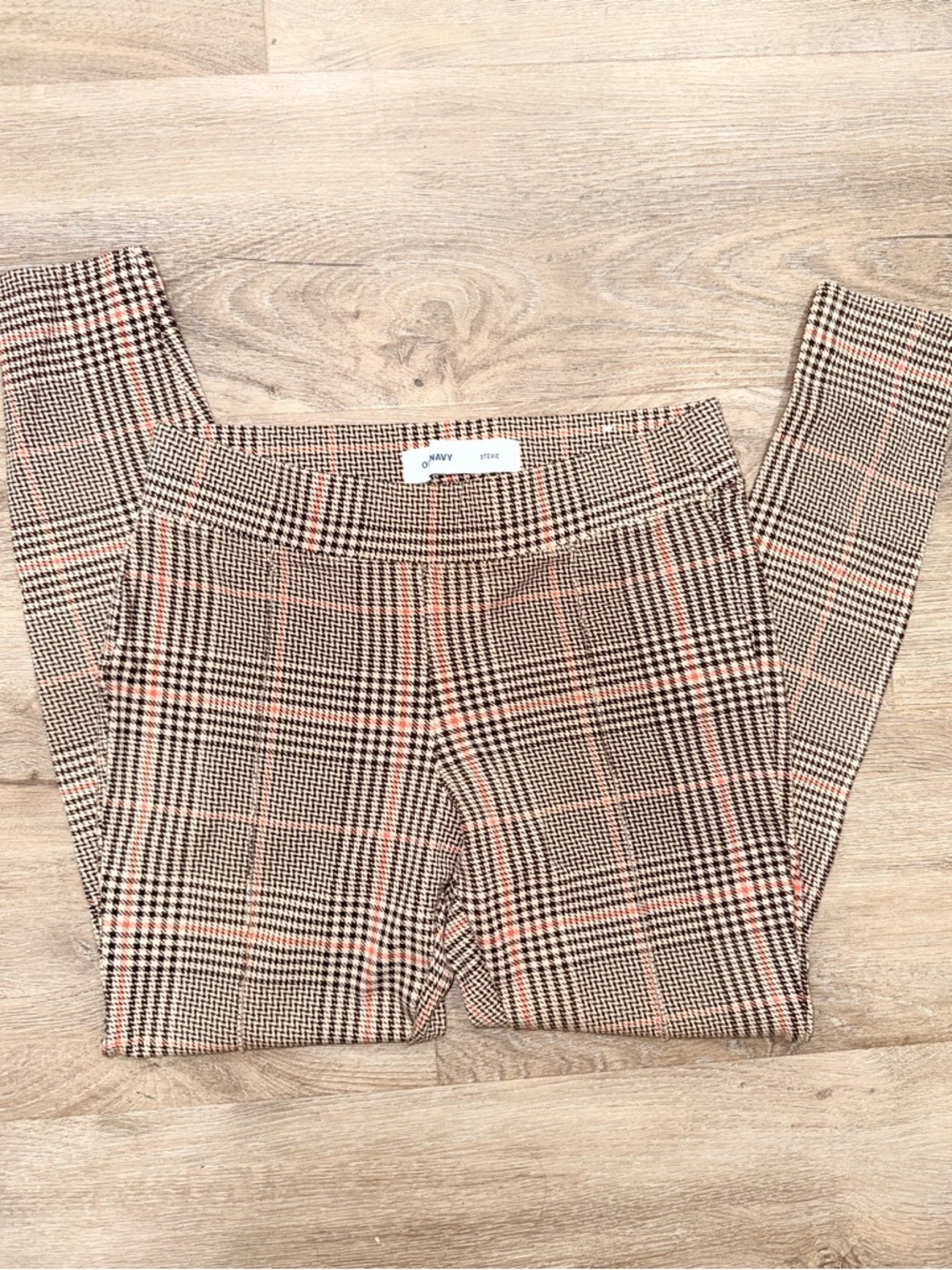 Old Navy Plaid Skinny Pants in Beige, Black, and Coral